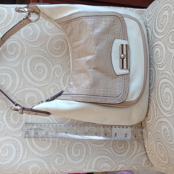 Coach Kristin Spectator Shoulder bag Cream and Tan - Picture 5 of 17
